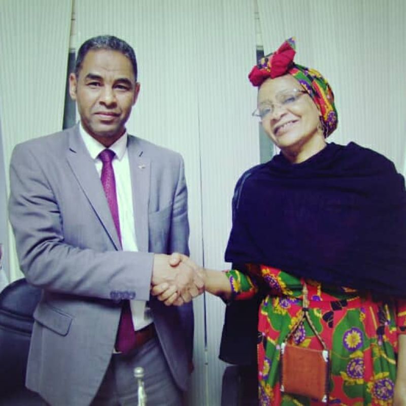 بروتكول تعاون بين المركز وجمعية الاحلام الافرواسيوية 