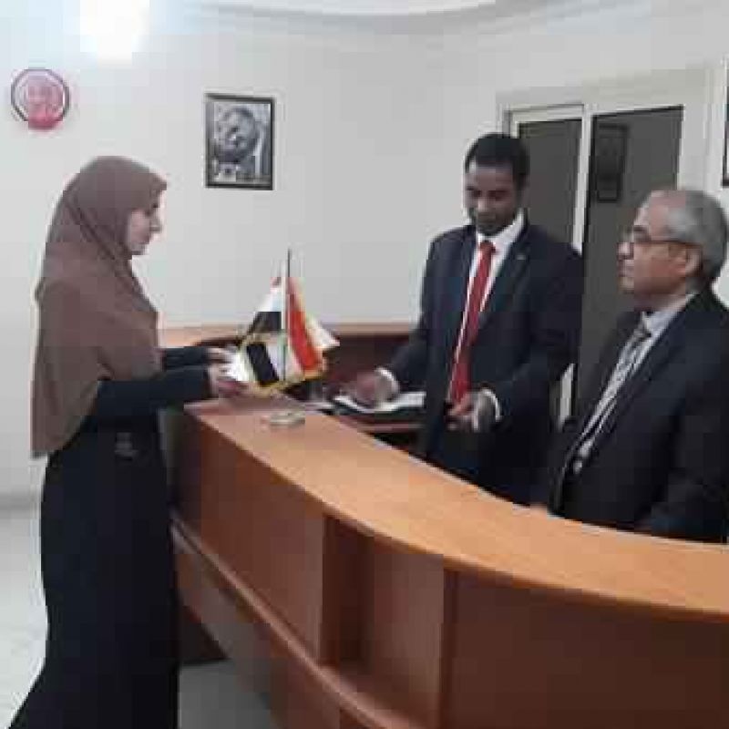 Photos of the participants during the handing of certificates at the conclusion of the human resourc