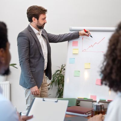 البرامج التدريبية 